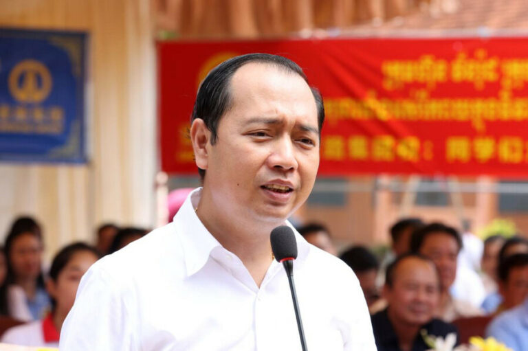 ឯកឧត្តម នេត្រ ភក្ត្រា ជំរុញលើកទឹកចិត្ដឱ្យកុមារត្រូវខិតខំរៀនសូត្រ ដើម្បីក្លាយជាទំពាំងស្នងឫស្សីដែលមានគុណភាព សម្រាប់គ្រួសារ និងសង្គមជាតិ ចេញផ្សាយ ថ្ងៃទី ០១ ខែ មិថុនា ឆ្នាំ ២០២៥