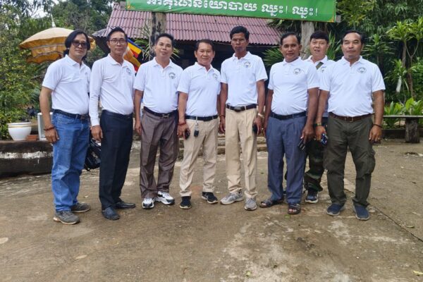 សមាគមសម្ព័ន្ធយុវជនដើម្បីសន្តិភាព ចុះសួរសុខទុកនិងនាំយកគ្រឿងឧបភោគ បរិភោគ និងថវិកាមួយចំនួន ប្រគល់ជូនកងទ័ពជួរមុខ ចំនួនពីរគោលដៅ ទី១-នៅប៉ុស្តិ៍នគរបាលការពារព្រំដែនគោកជប់គគីរ និងទី២-ប្រសាទតាក្របី